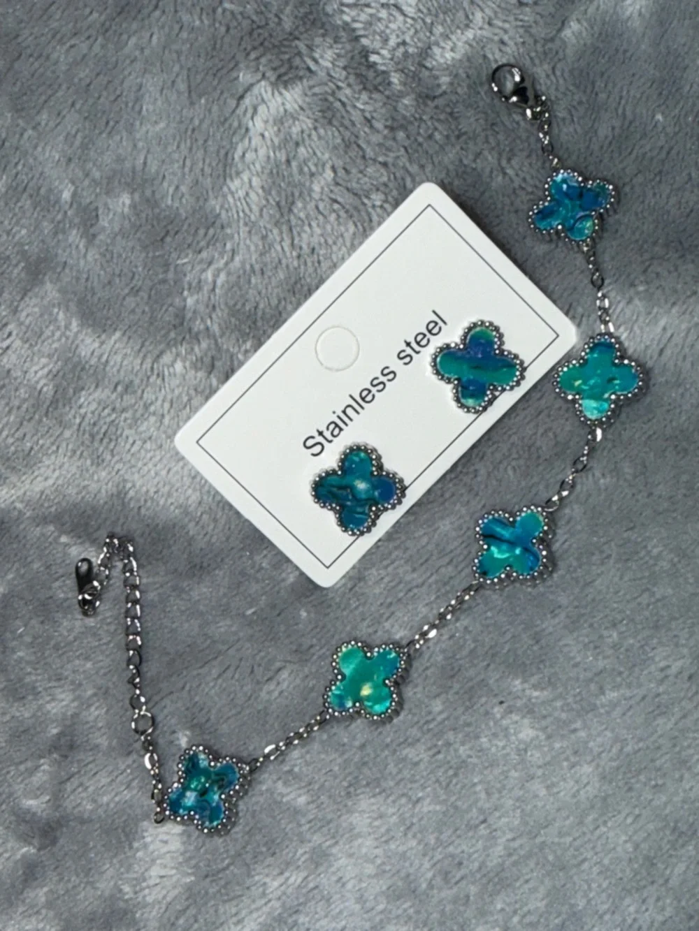 Stainless Steel Turquoise Blue Clover Bracelet and Stud Earrings Set - Picture 5 of 5
